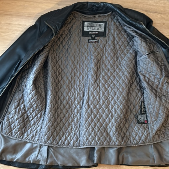 Pelle Studio, Wilson’s Leather Black Mid-Length Jacket with Belt, Small - Picture 5 of 8
